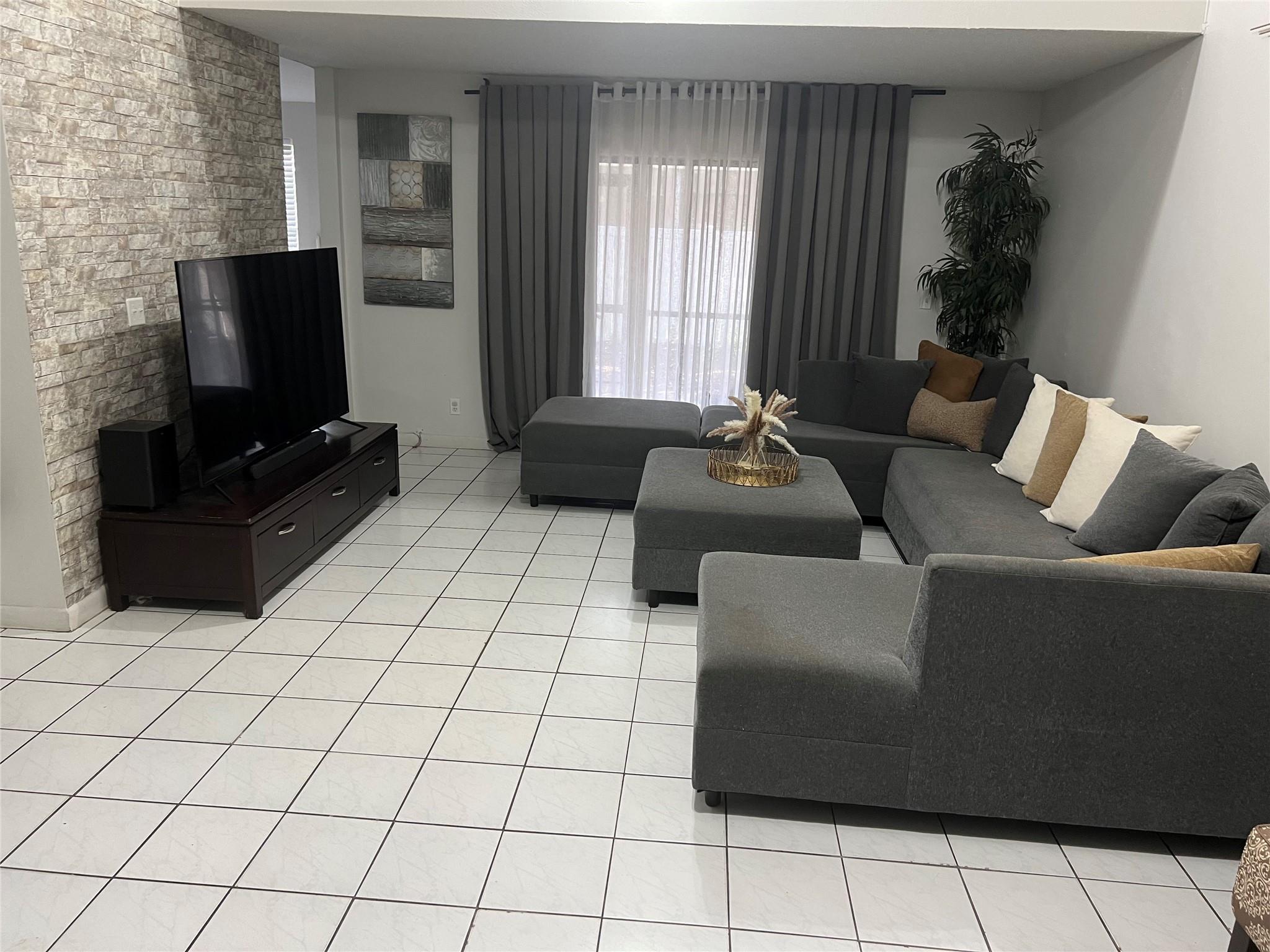 Glenwood Sub 69-33 B - Residential Income