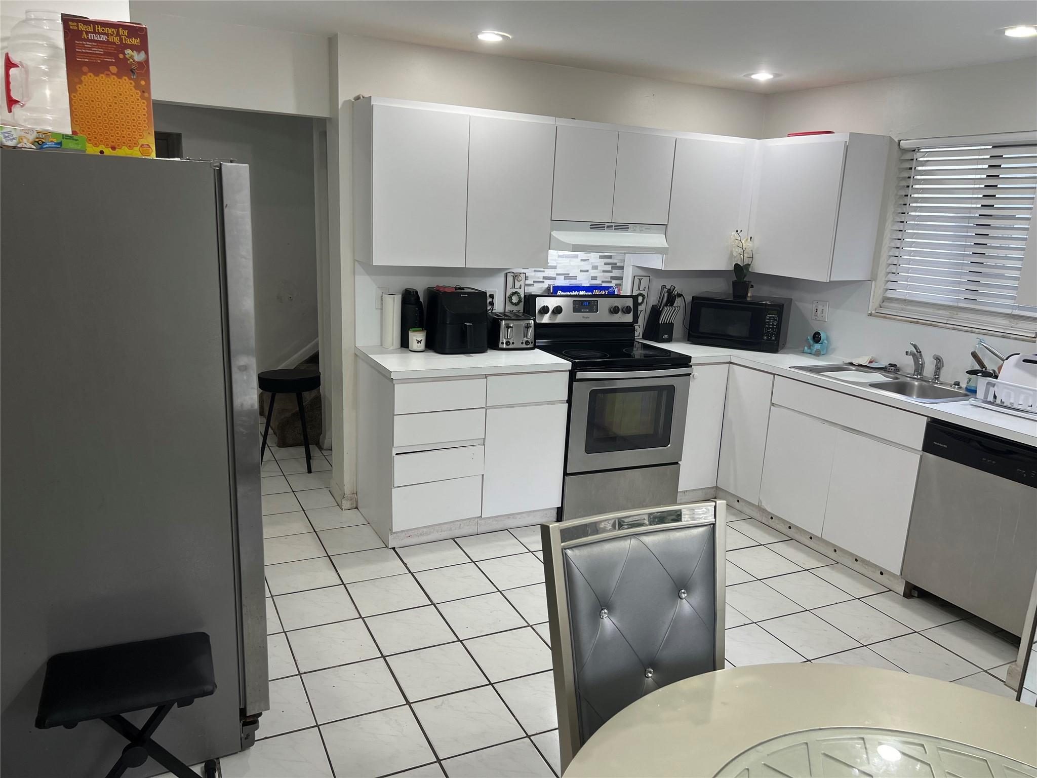 Glenwood Sub 69-33 B - Residential Income