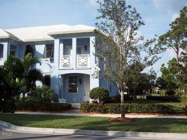 End unit Abacoa townhouse with 3 bedrooms 2.5 baths and a 1 car garage. Tile floors downstairs, corian kitchen, bright open floor plan, spacious master suite with balcony and walk in closet, roman tub with separate shower and tons of storage. Park like grounds, nice pool area, near: public tennis courts, skate park, golfing, A+ schools, Downtown Abacoa, Gardens Mall, Beautiful Beach, I-95 and the Turnpike!