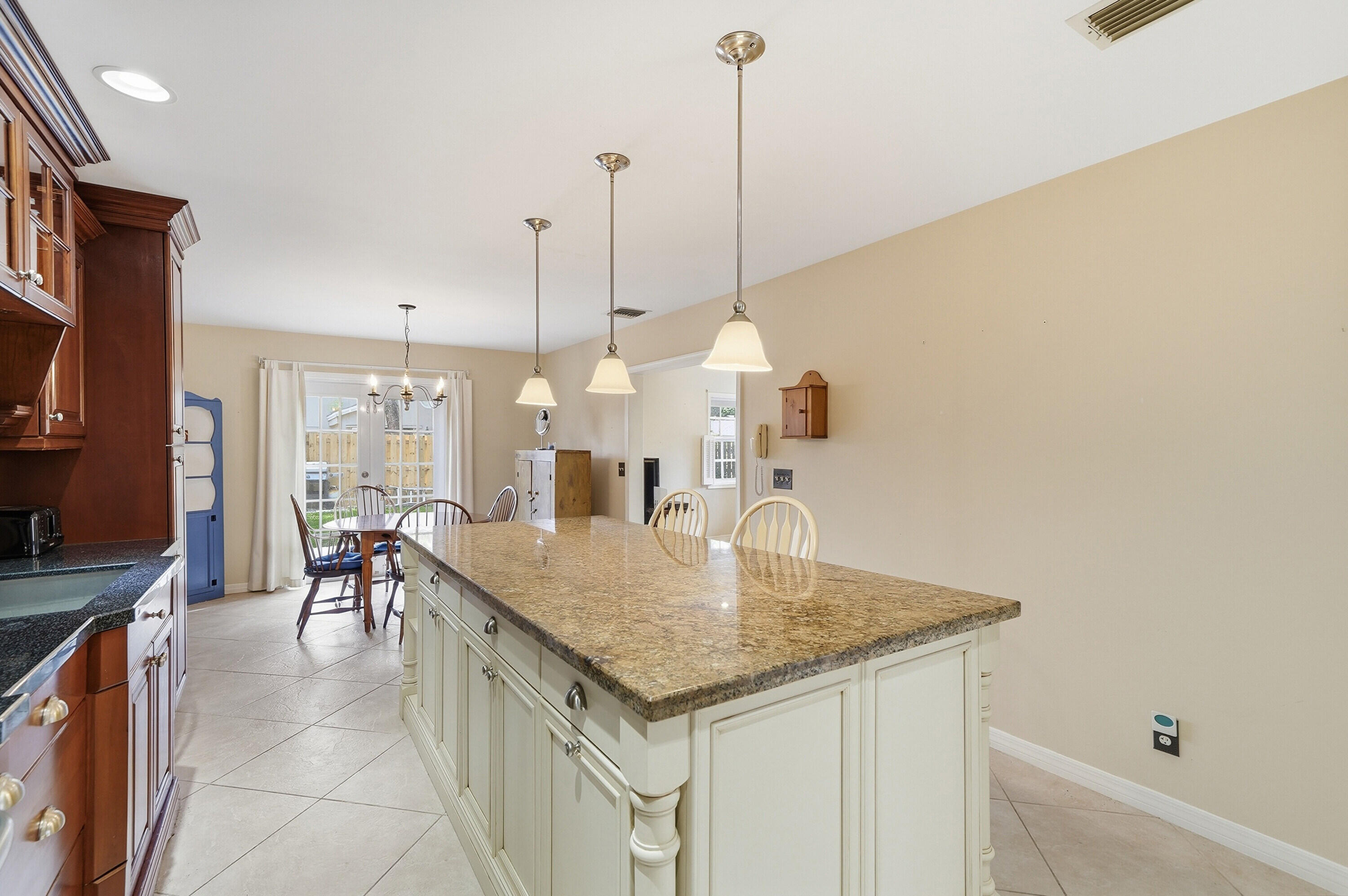 LAKEVIEW HOMES AT CENTURA PARC IV - Residential