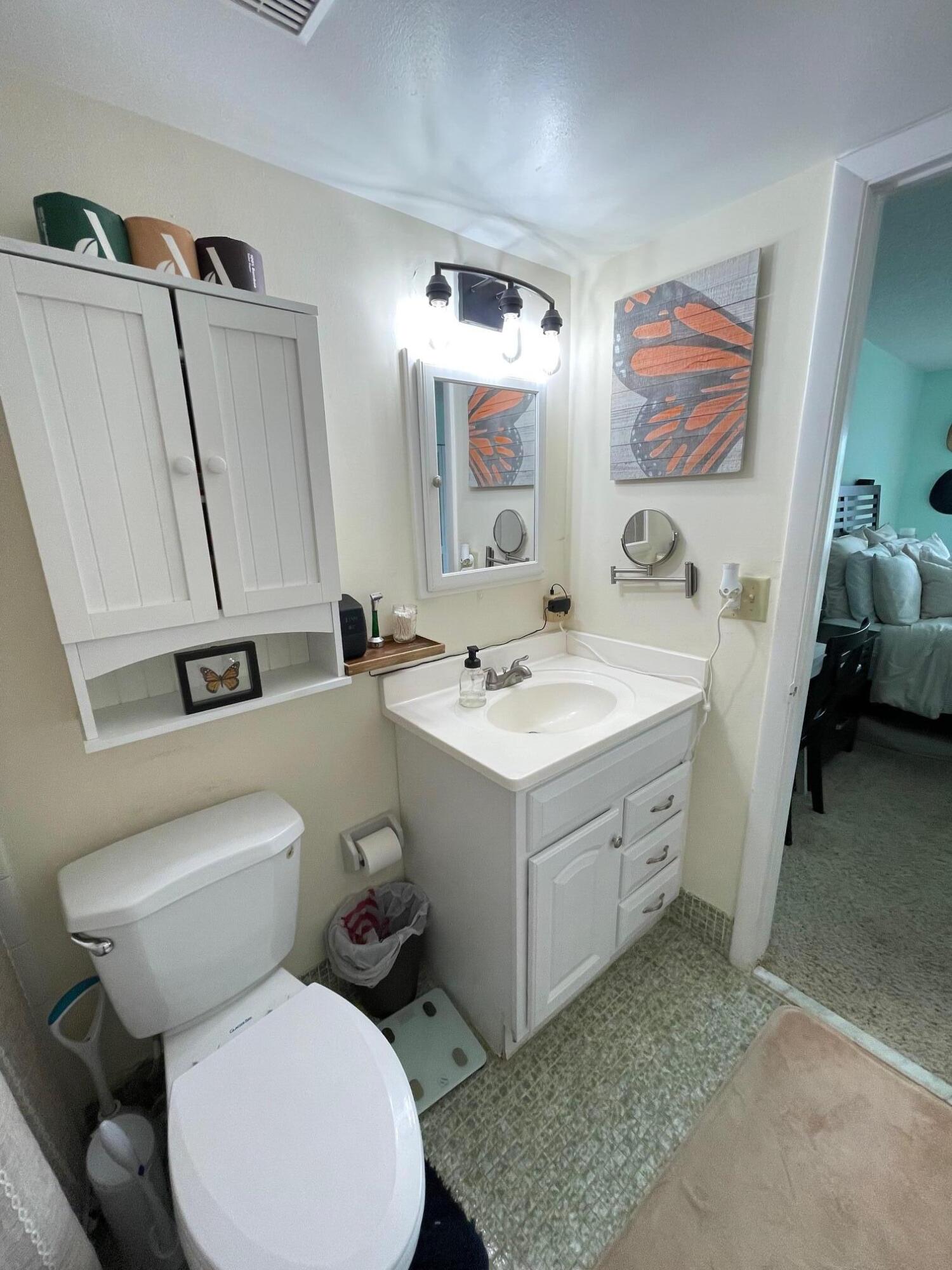 SHOREHAM CONDO - Residential Lease