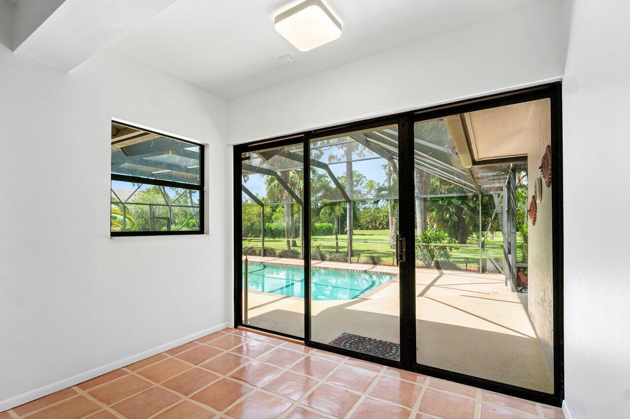 ST ANDREWS OF SHERBROOKE - Residential Lease