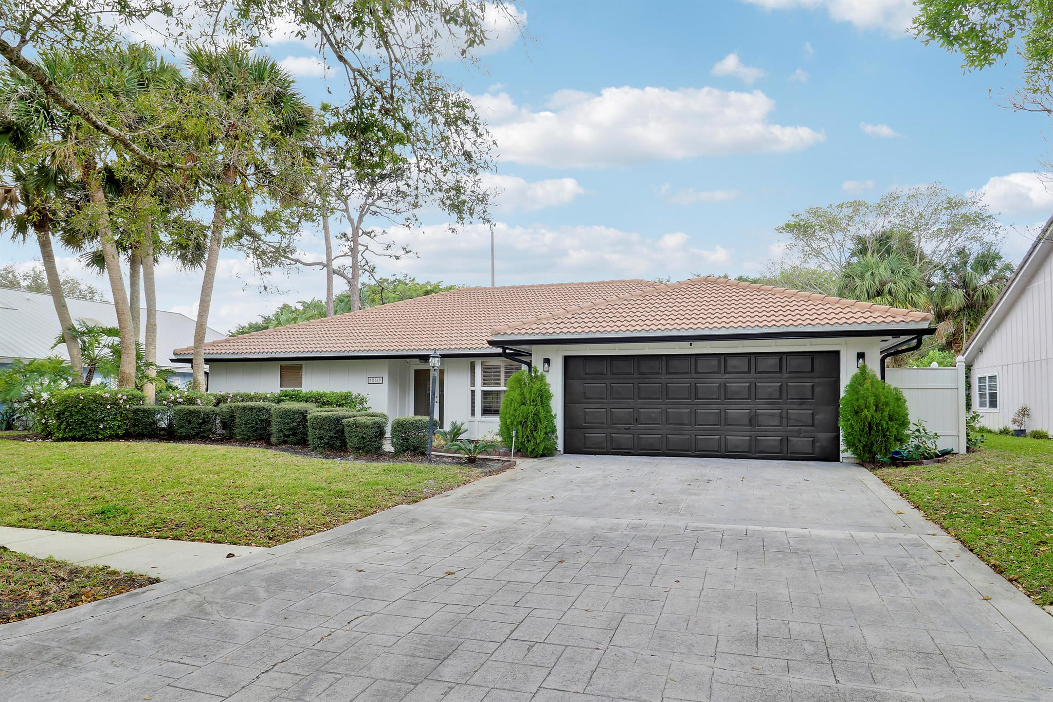 18169 Lake Bend Drive