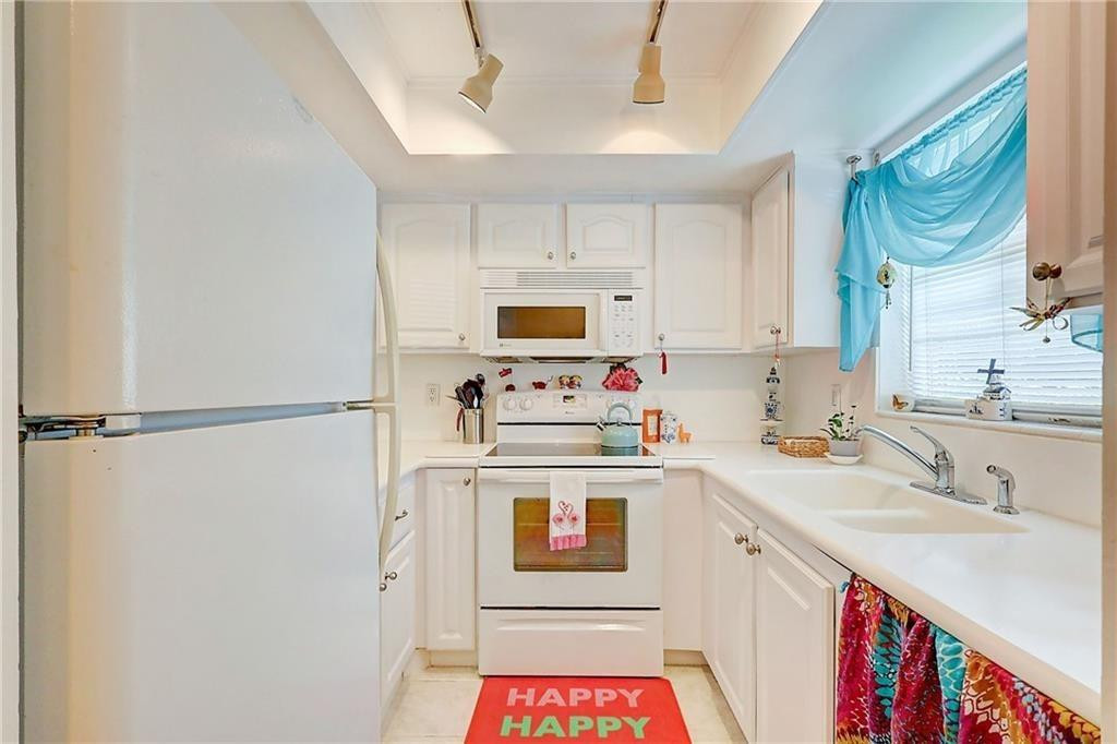 Cedar Pointe - Residential