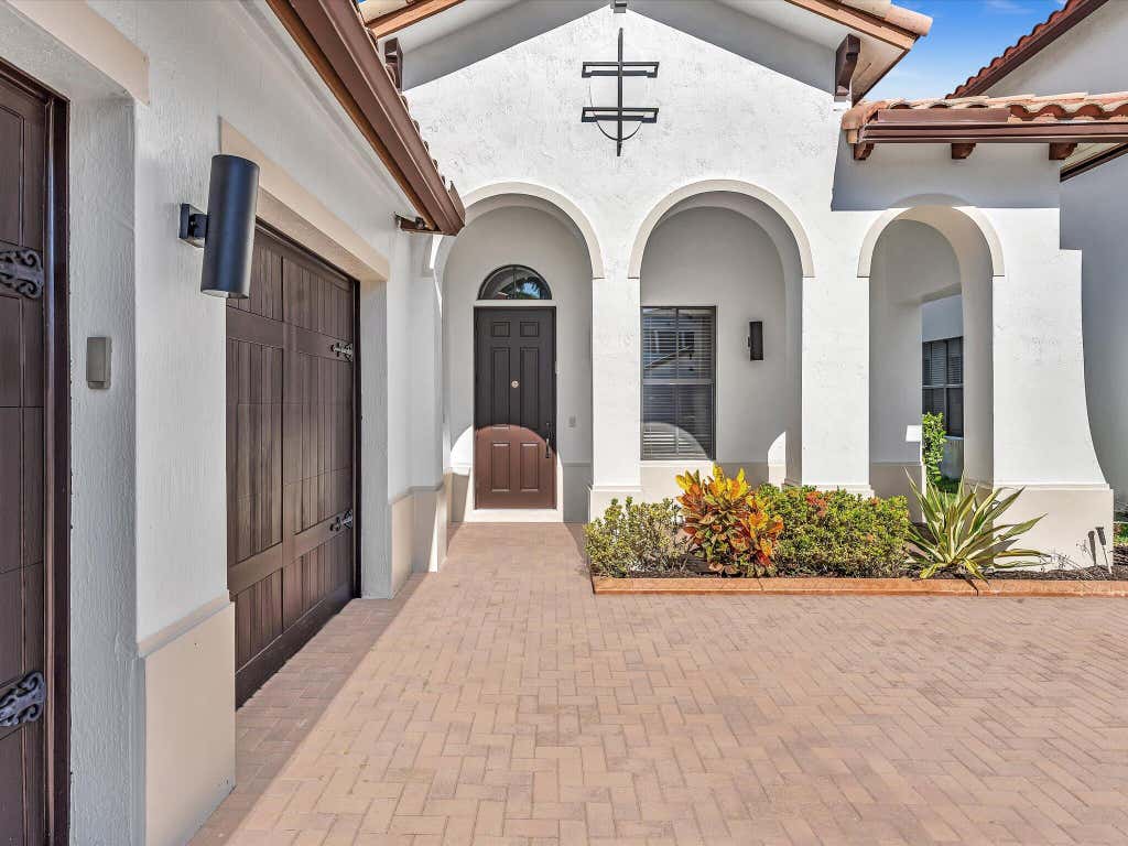 Photo of 2680 NW 84TH Way, Cooper City, FL 33024 (MLS # B26065489)