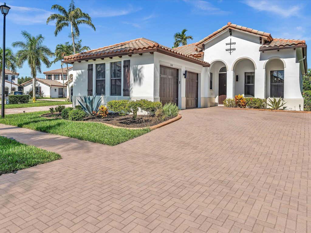 Photo of 2680 NW 84TH Way, Cooper City, FL 33024 (MLS # B26065489)