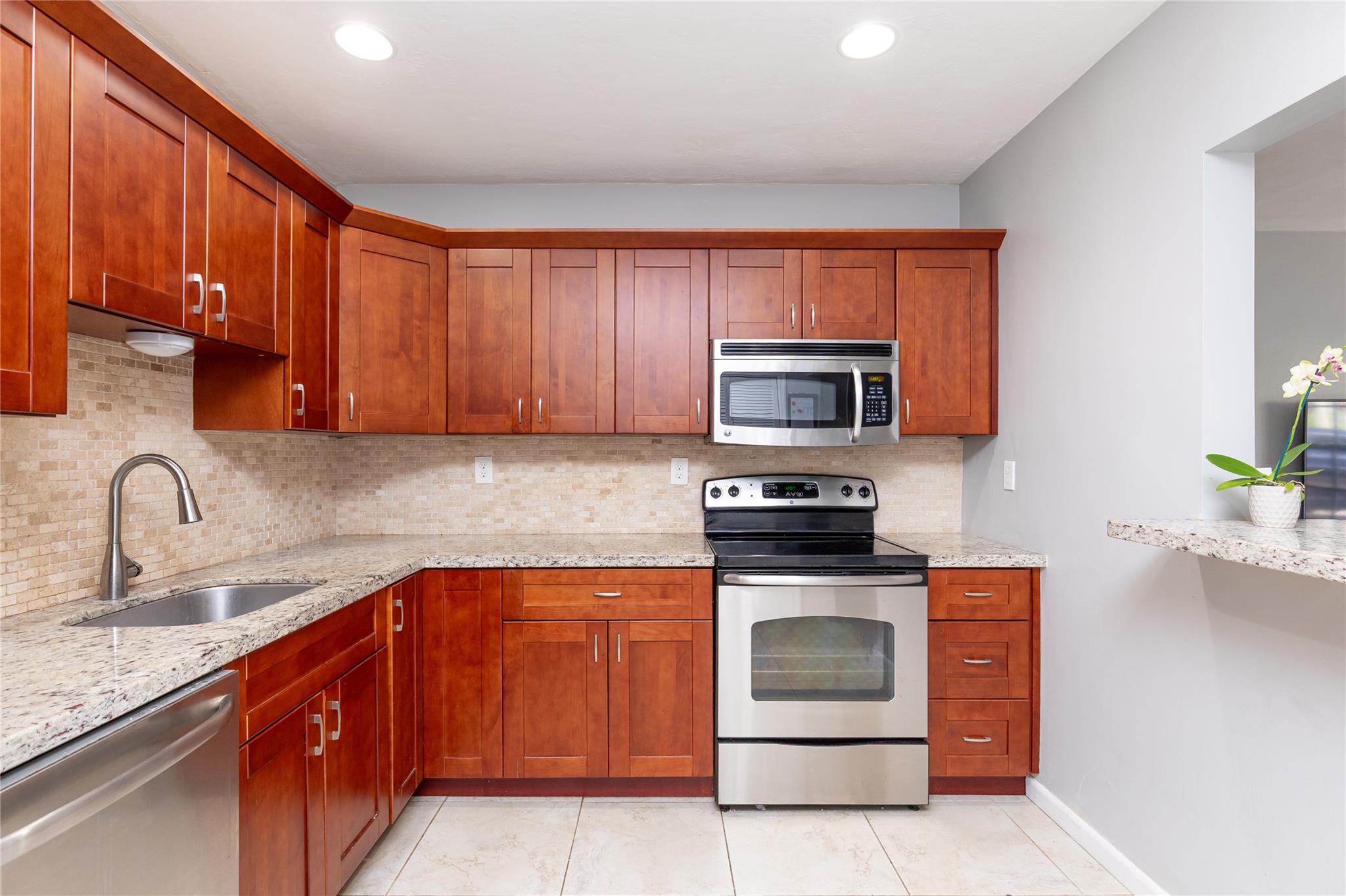 Progresso 2-18 D - Residential Lease