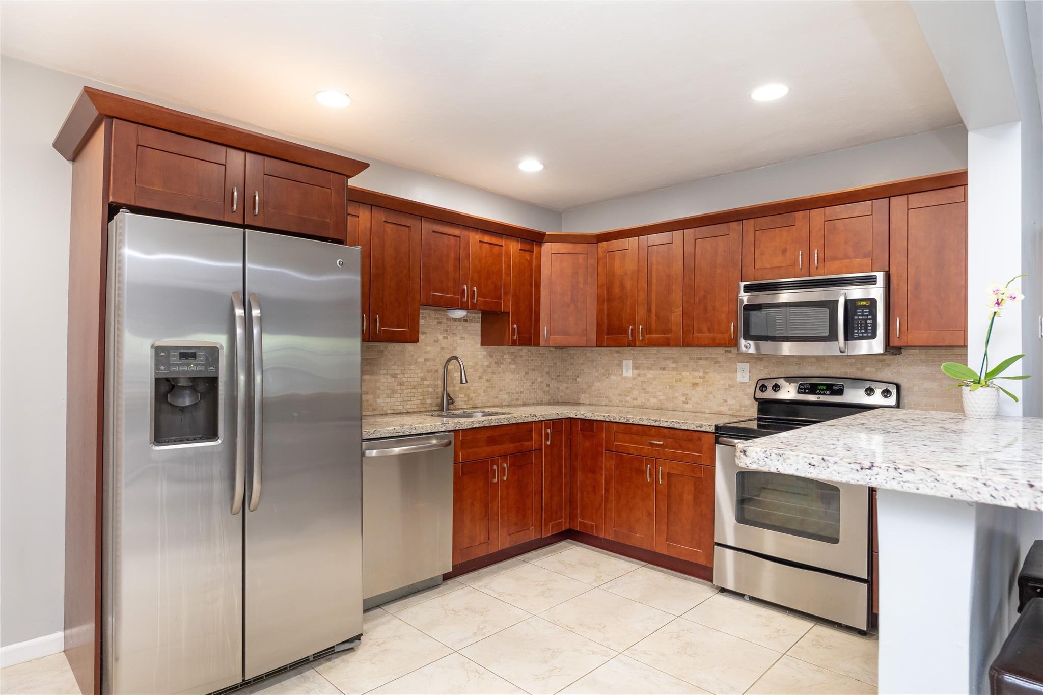 Progresso 2-18 D - Residential Lease