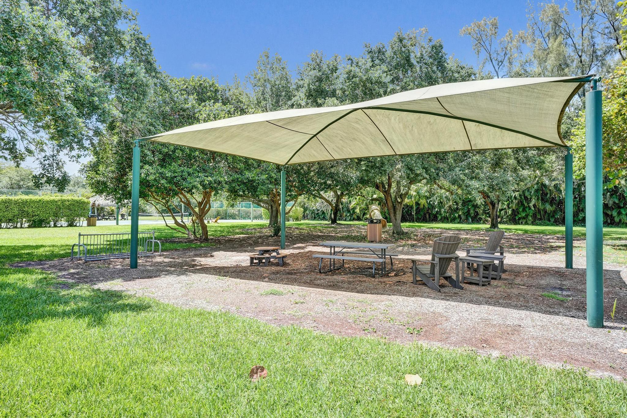 ELDORADO ESTATES IN PLANTATION - Residential