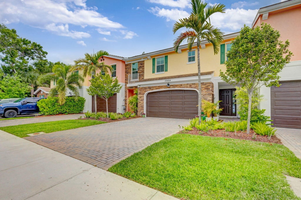 Photo of 12954 Trevi Isle Drive, Palm Beach Gardens, FL 33418 (MLS # R10983889)