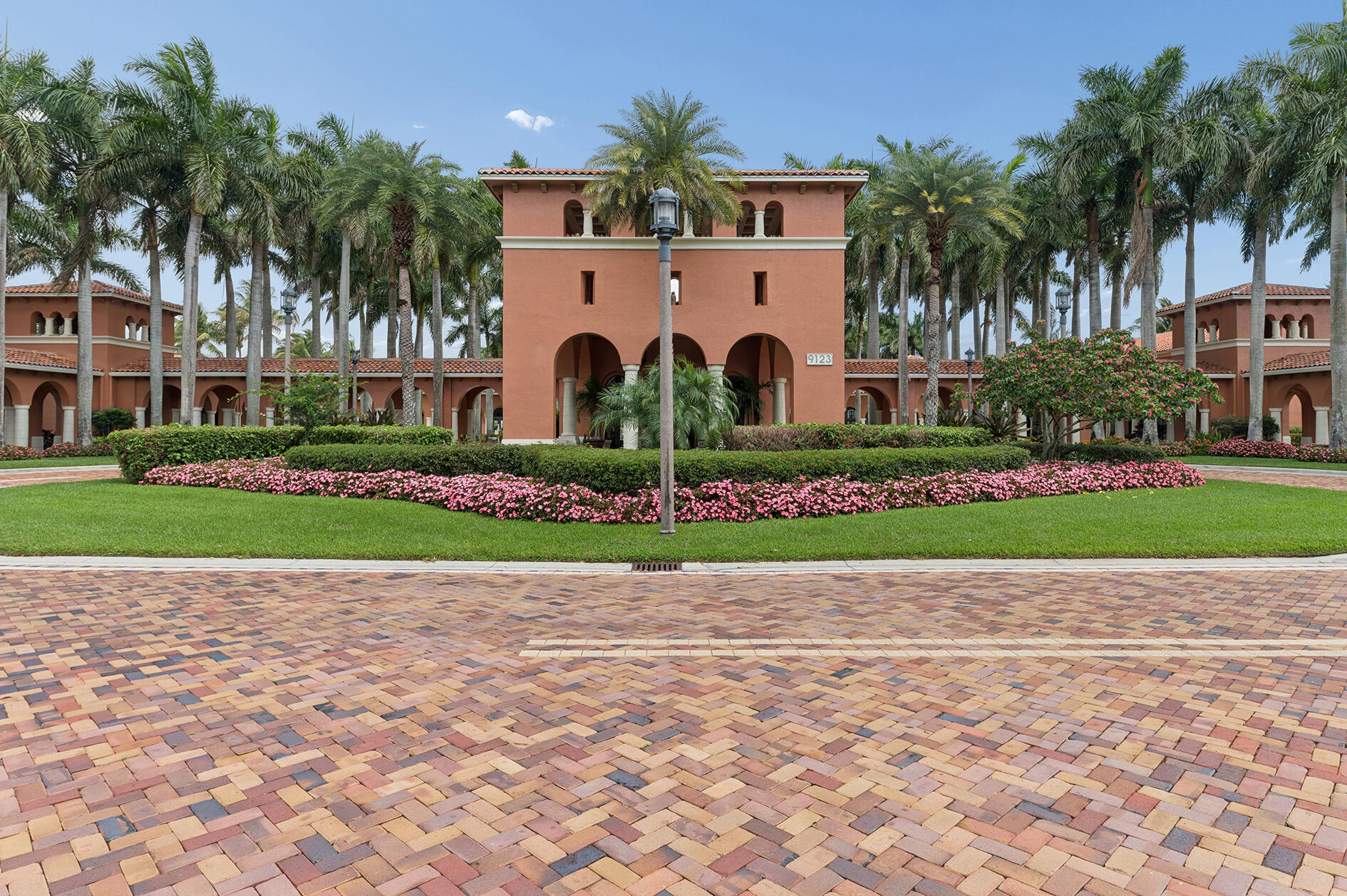 BUENA VIDA - Residential