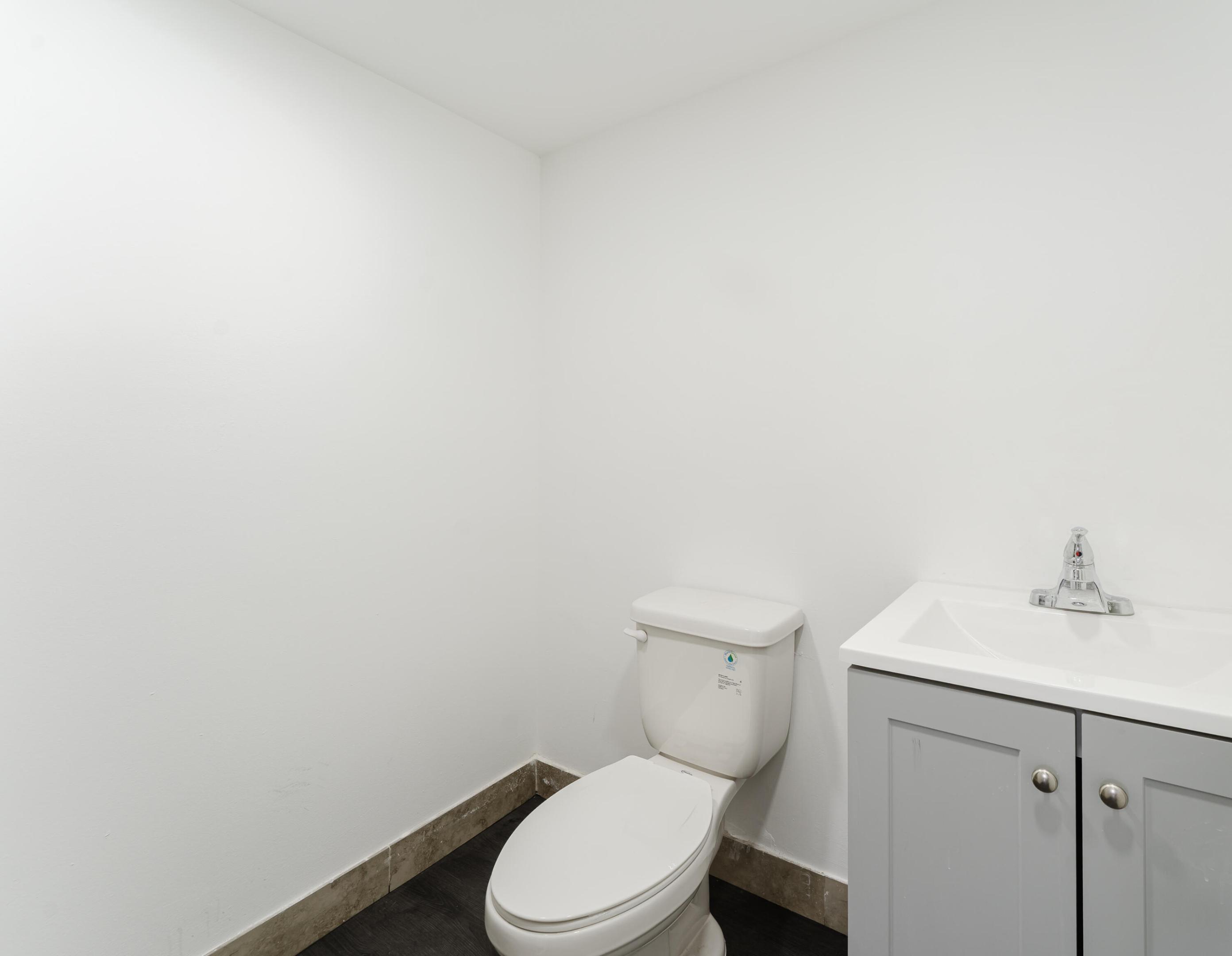 KINGS POINT BRITTANY A THRU O CONDOS - Residential Lease