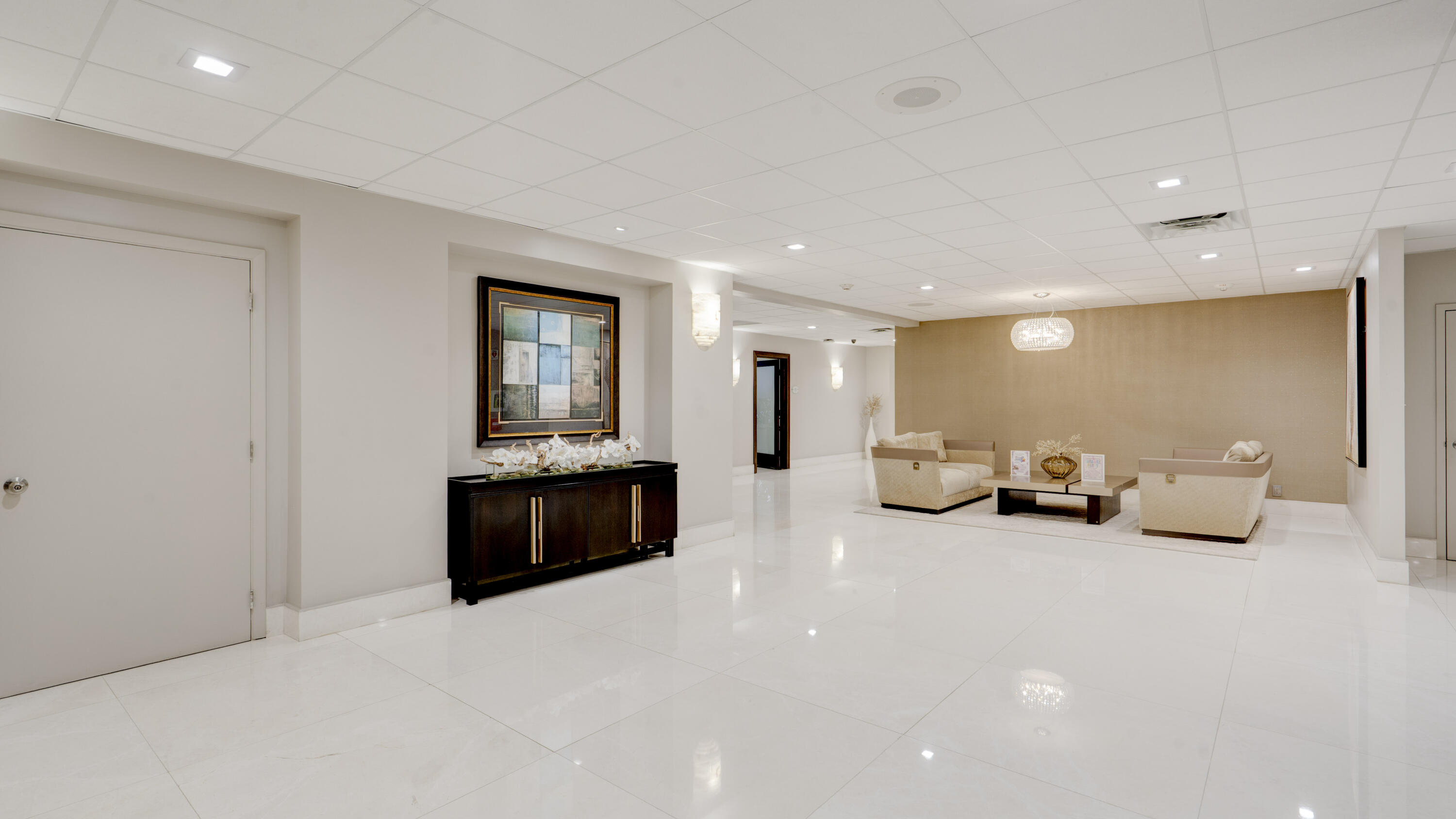 PLAYA DEL SOL CONDO - Residential