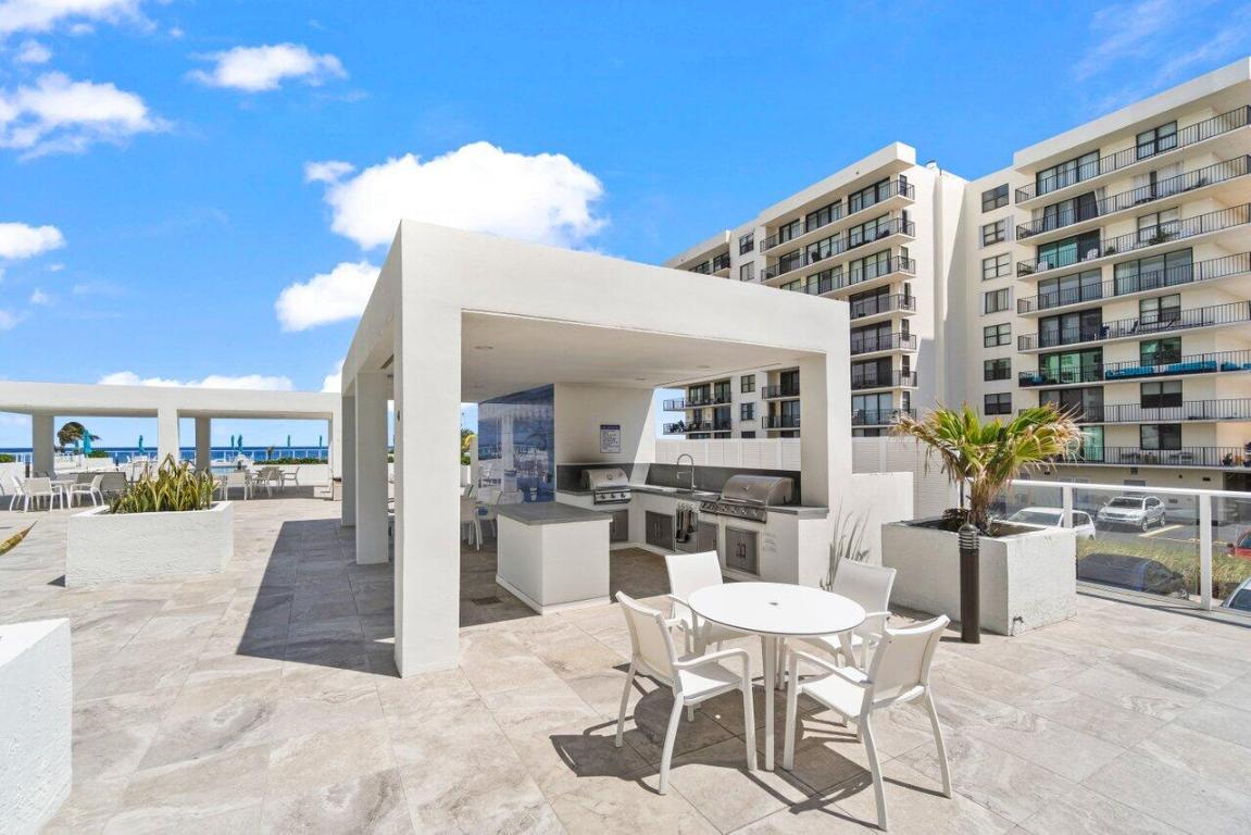 PATRICIAN OF PALM BEACH CONDO - Residential