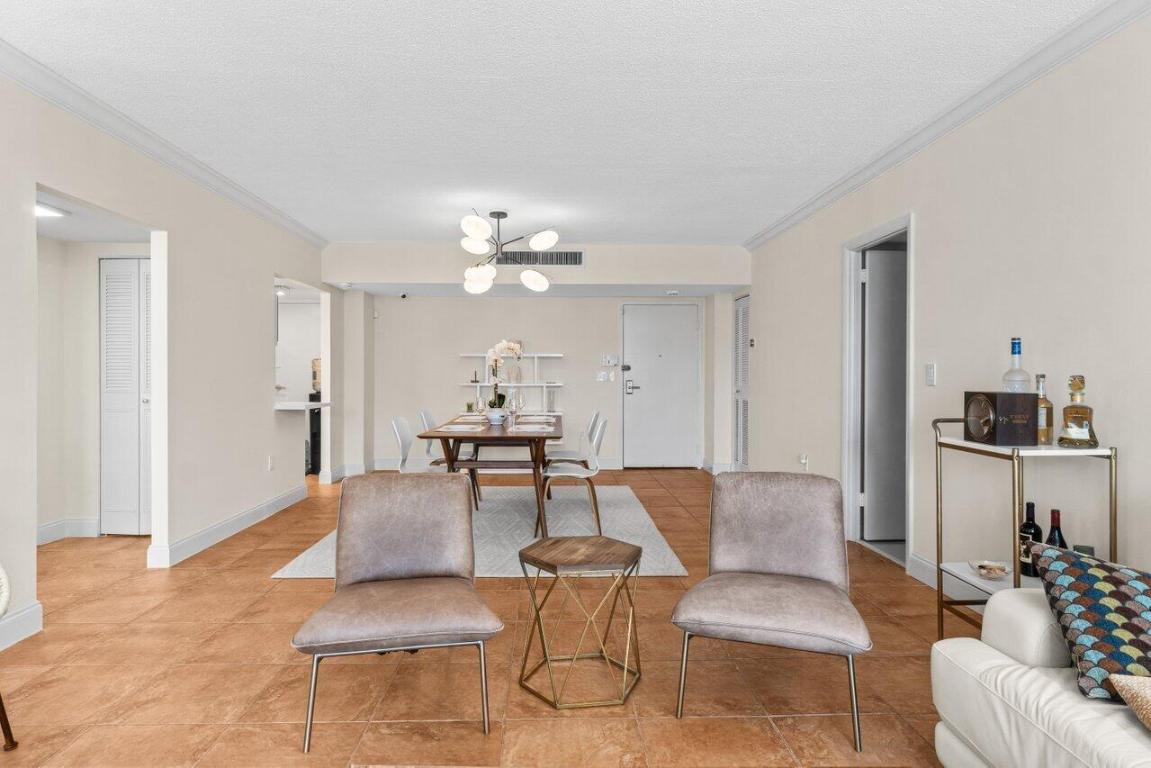 PATRICIAN OF PALM BEACH CONDO - Residential