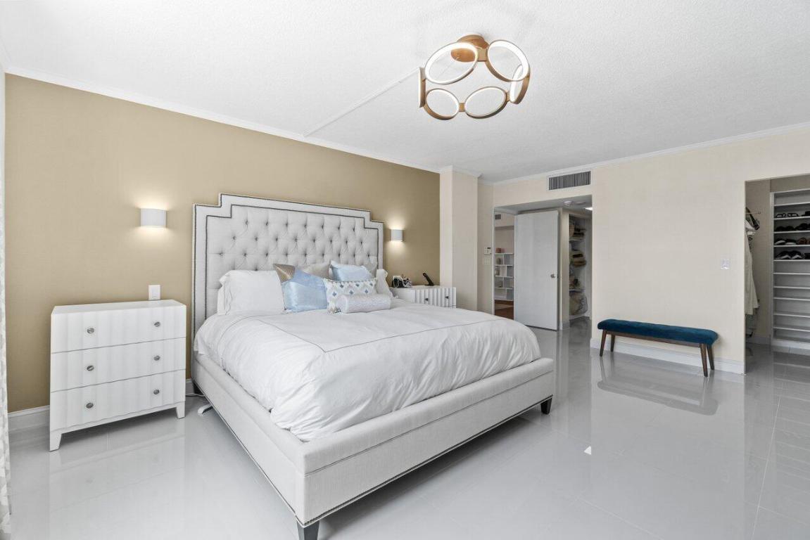 PATRICIAN OF PALM BEACH CONDO - Residential