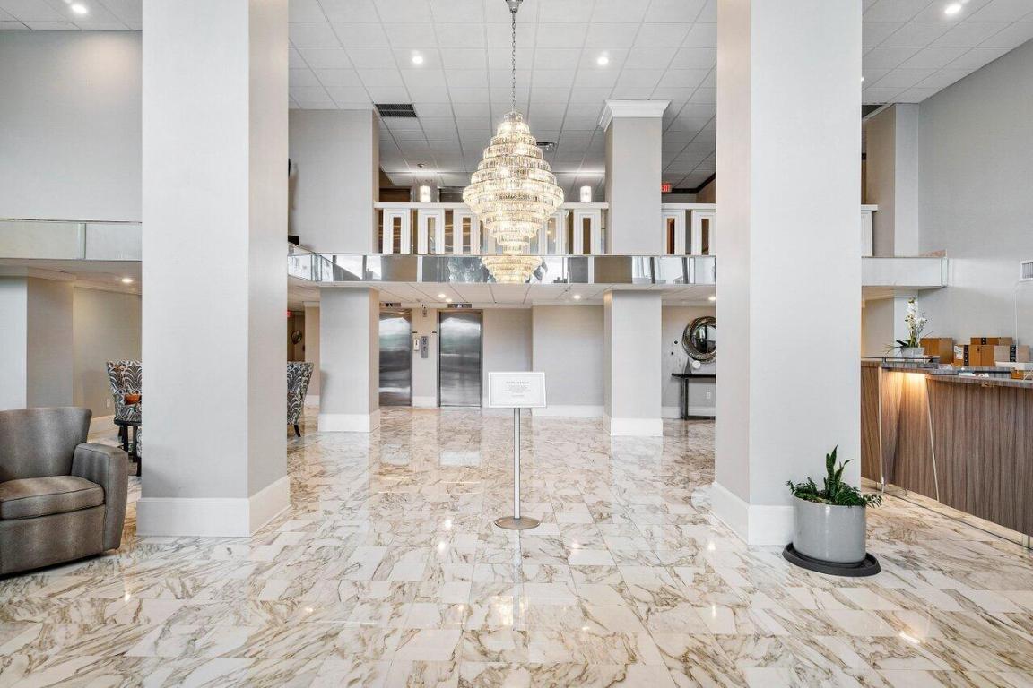 PATRICIAN OF PALM BEACH CONDO - Residential