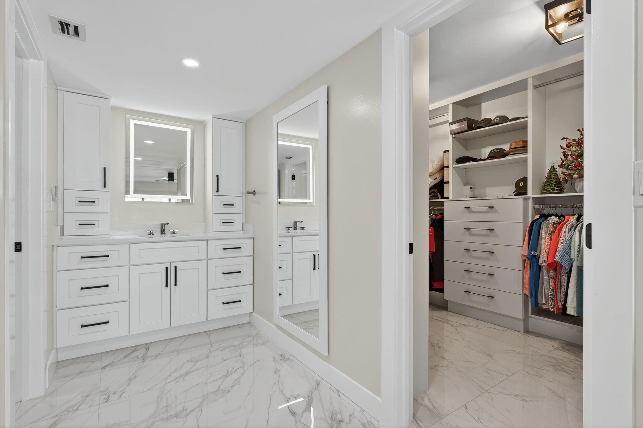 Playa Del Mar - Residential