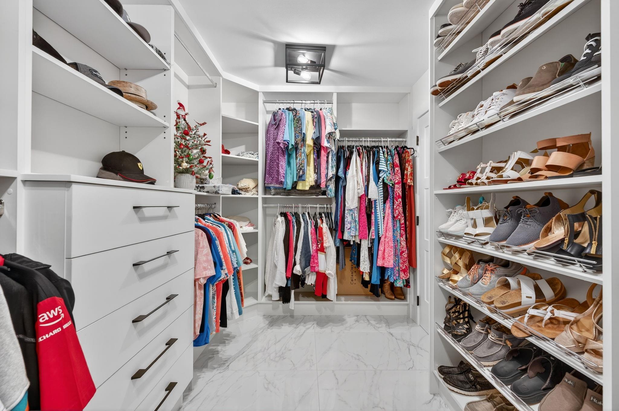 Playa Del Mar - Residential