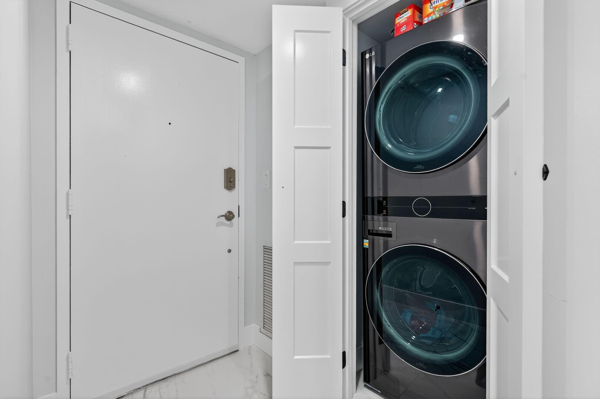 Playa Del Mar - Residential