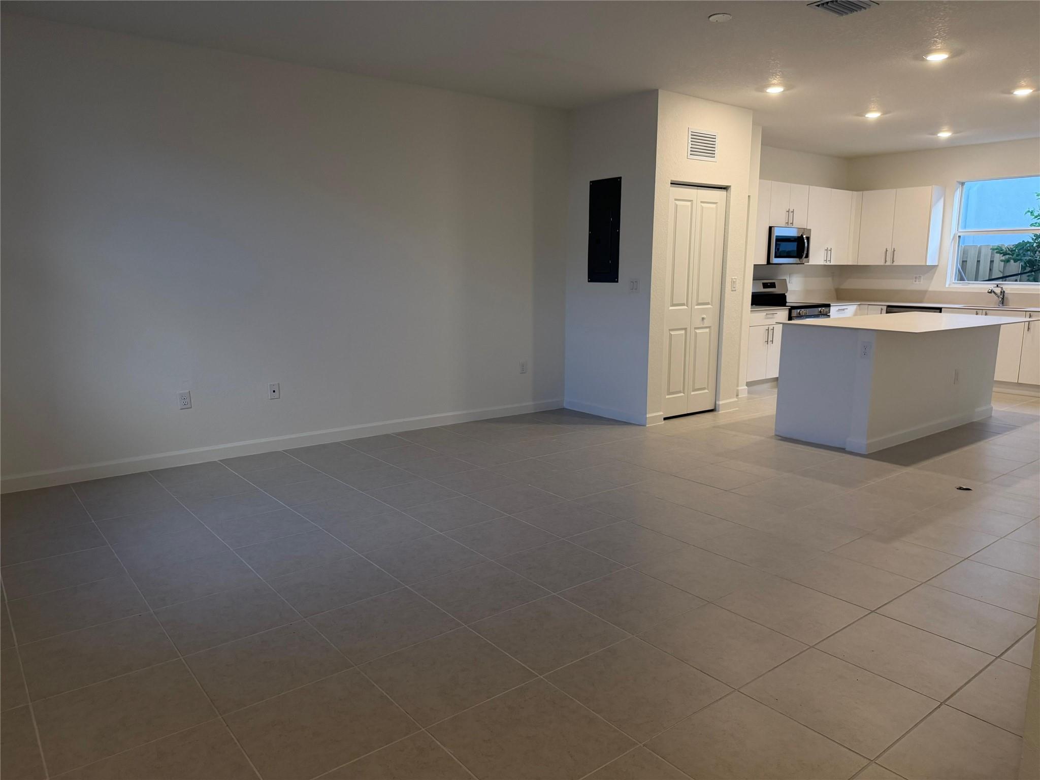 Le Jardine - Residential Lease