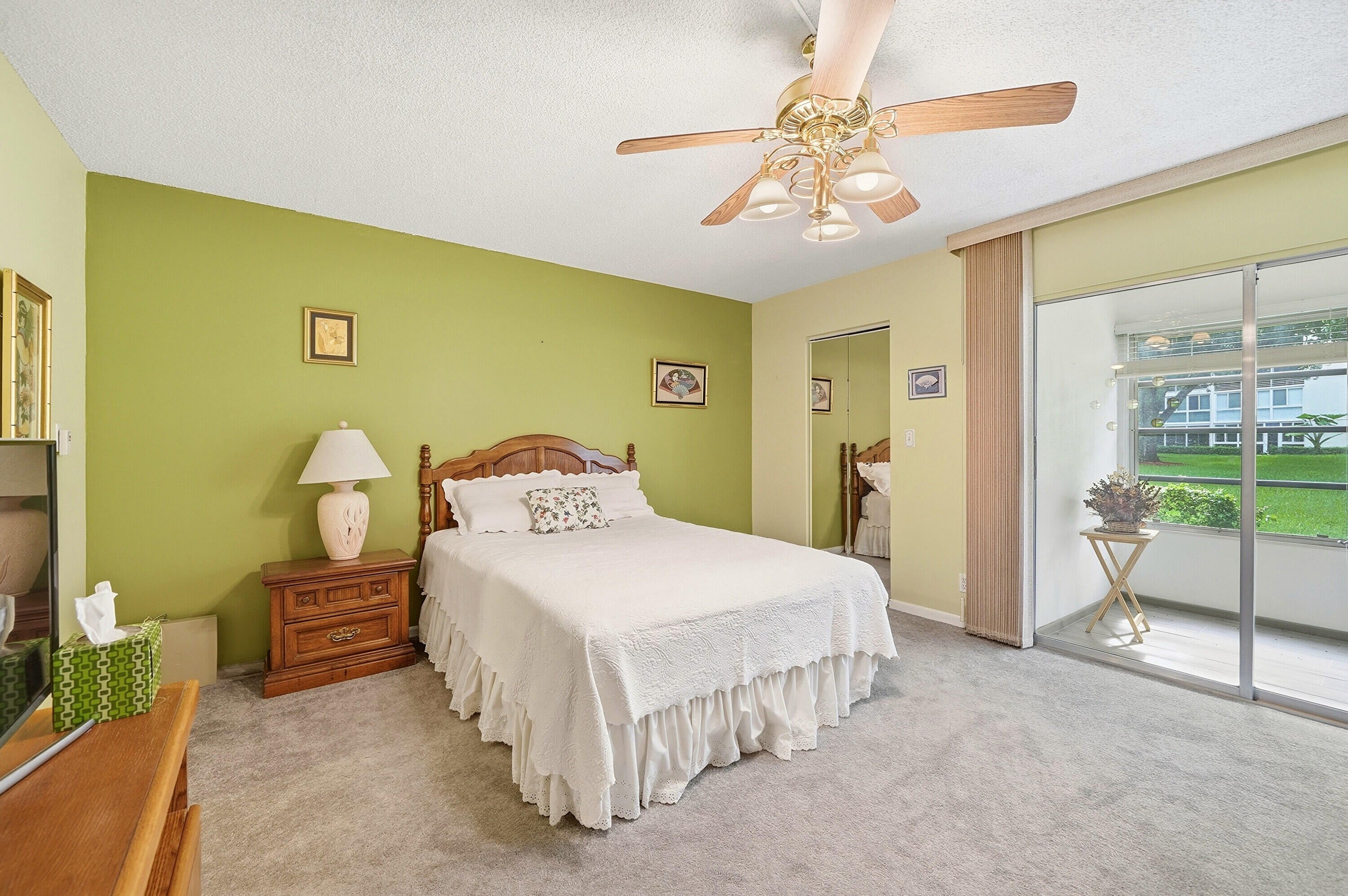 2302 Lucaya Lane E1