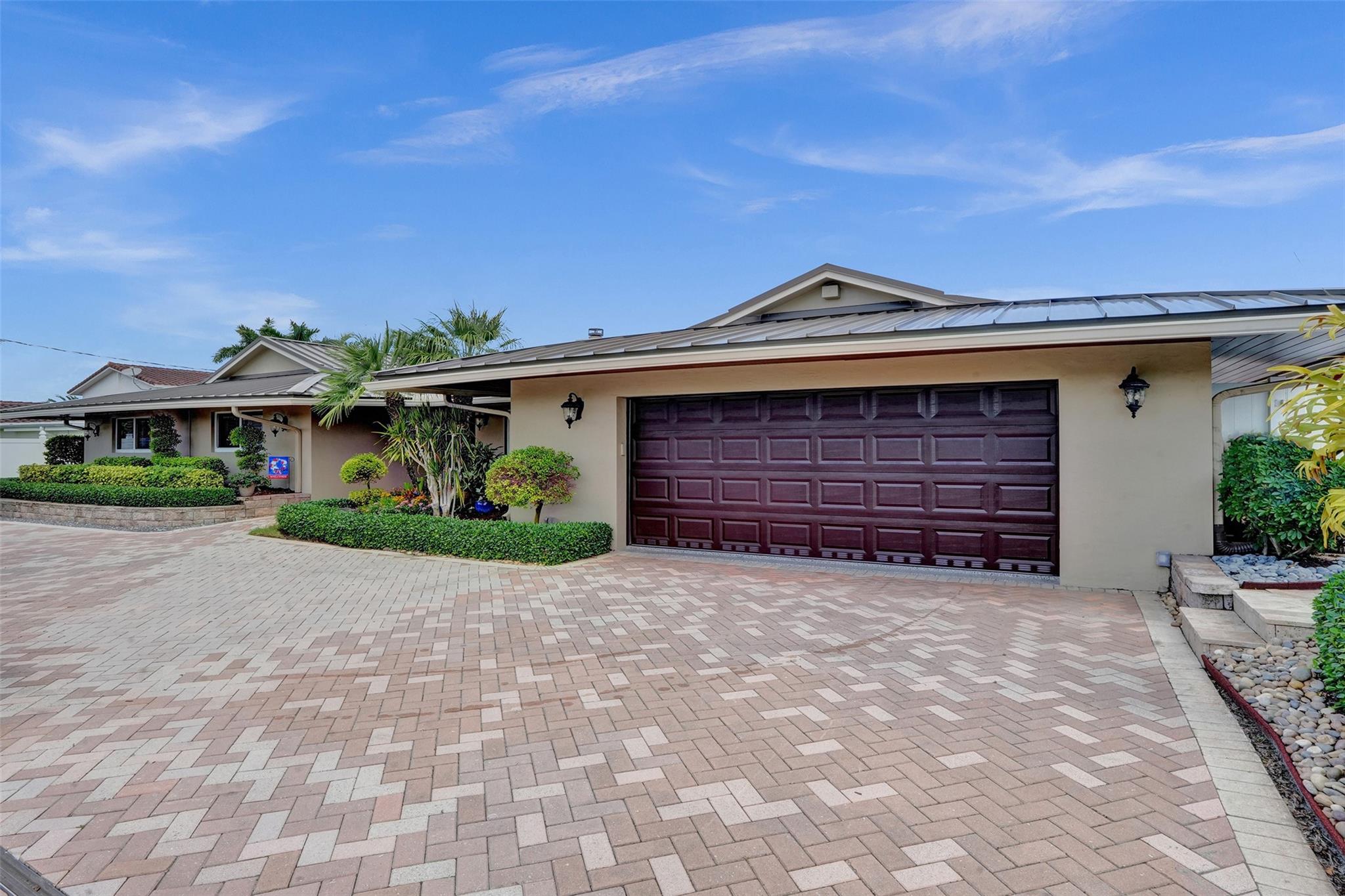 CORAL RIDGE COUNTRY CLUB - Residential