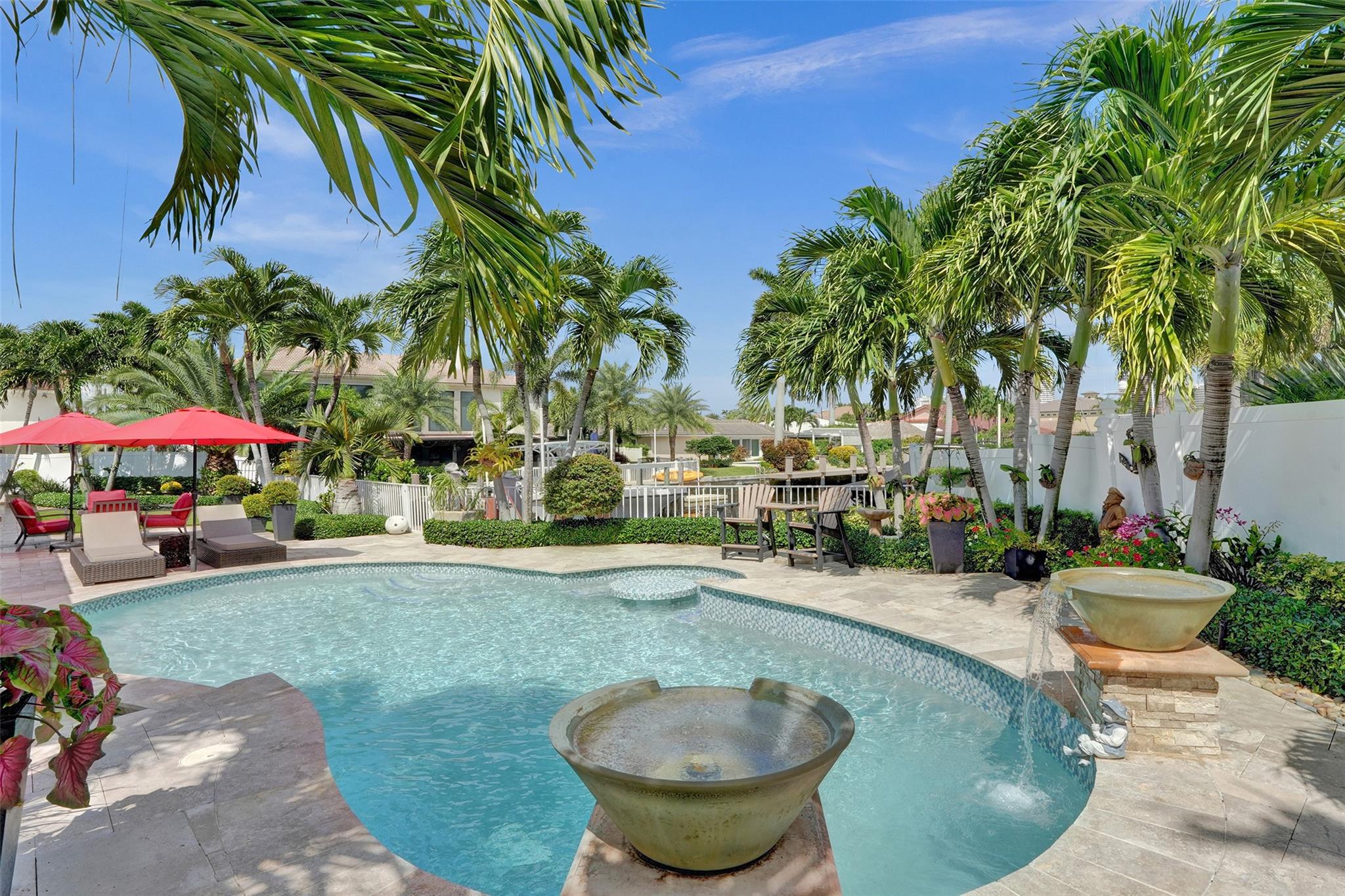 CORAL RIDGE COUNTRY CLUB - Residential