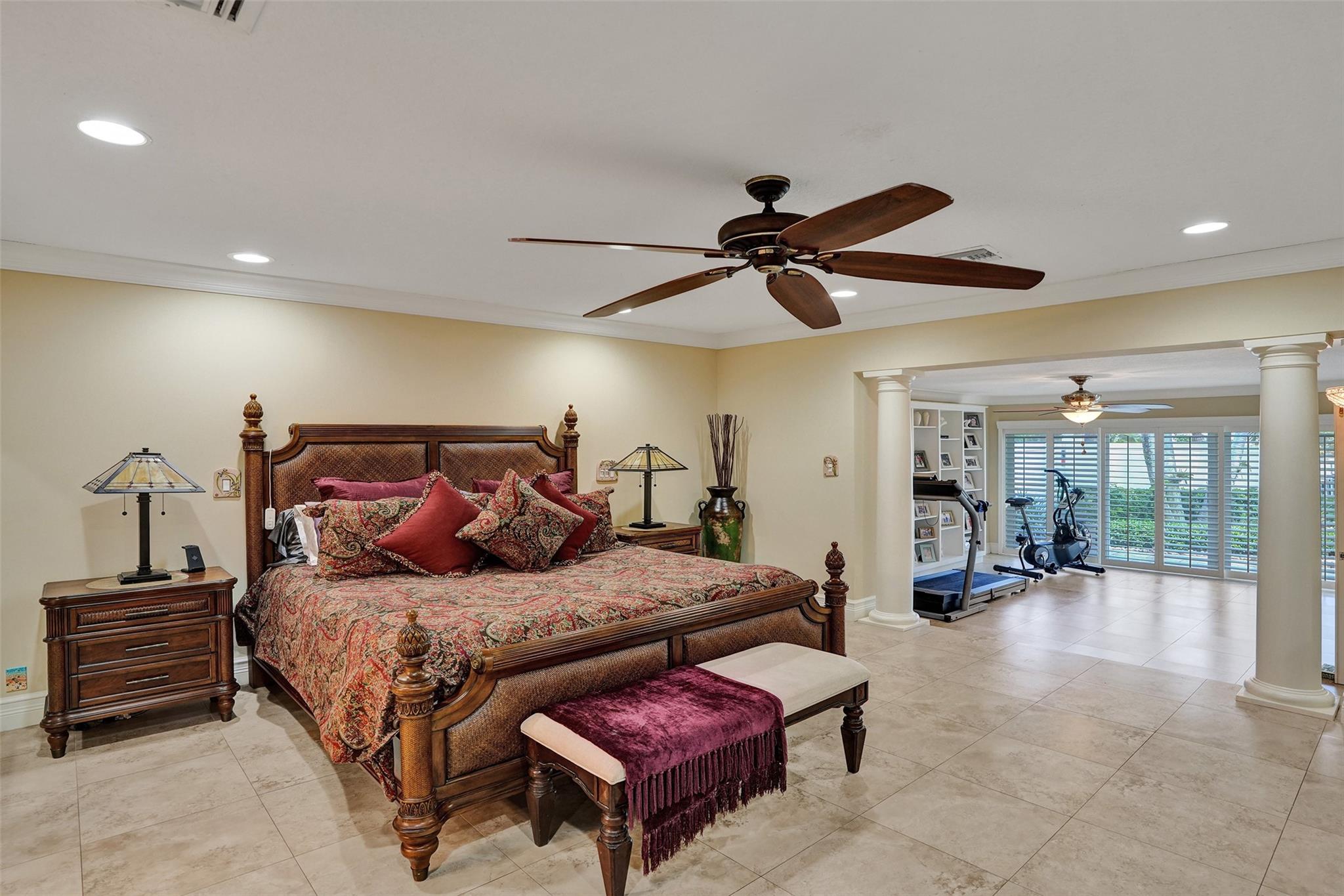 CORAL RIDGE COUNTRY CLUB - Residential