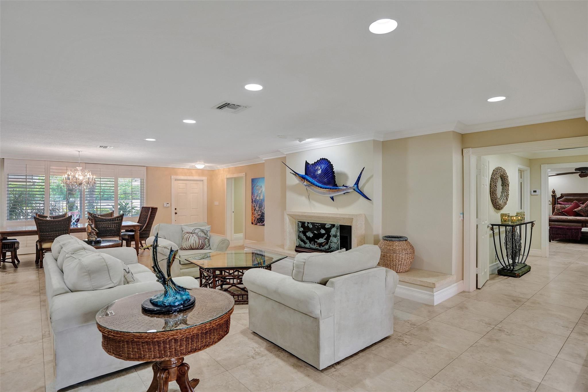 CORAL RIDGE COUNTRY CLUB - Residential