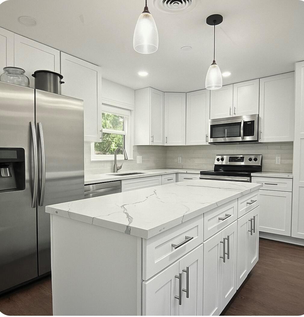 HOLLYWOOD HILLS - Residential