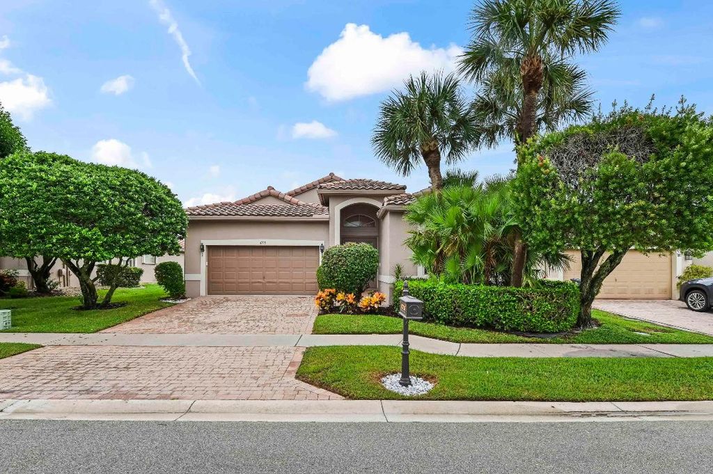 Photo of 6703 Sherbrook Drive, Boynton Beach, FL 33437 (MLS # R11130852)
