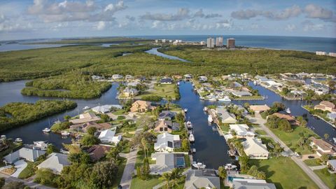 A home in Hutchinson Island