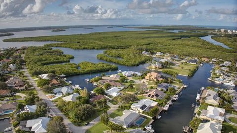 A home in Hutchinson Island