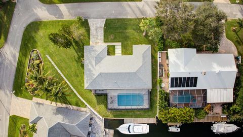 A home in Hutchinson Island