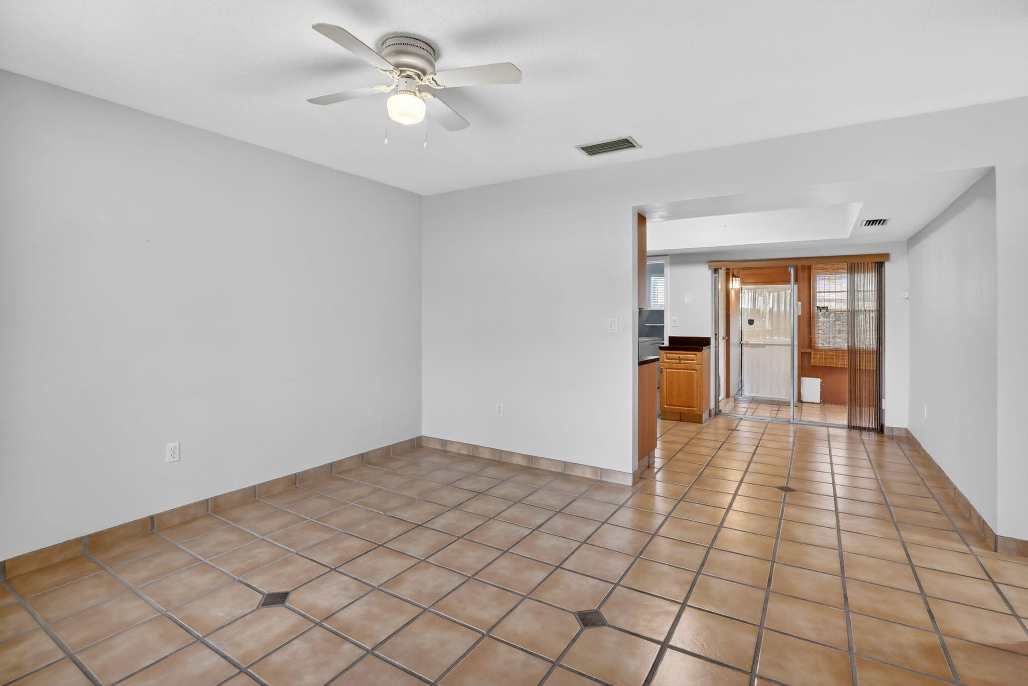 DRIFTWOOD PLAZA NO 3 - Residential Income