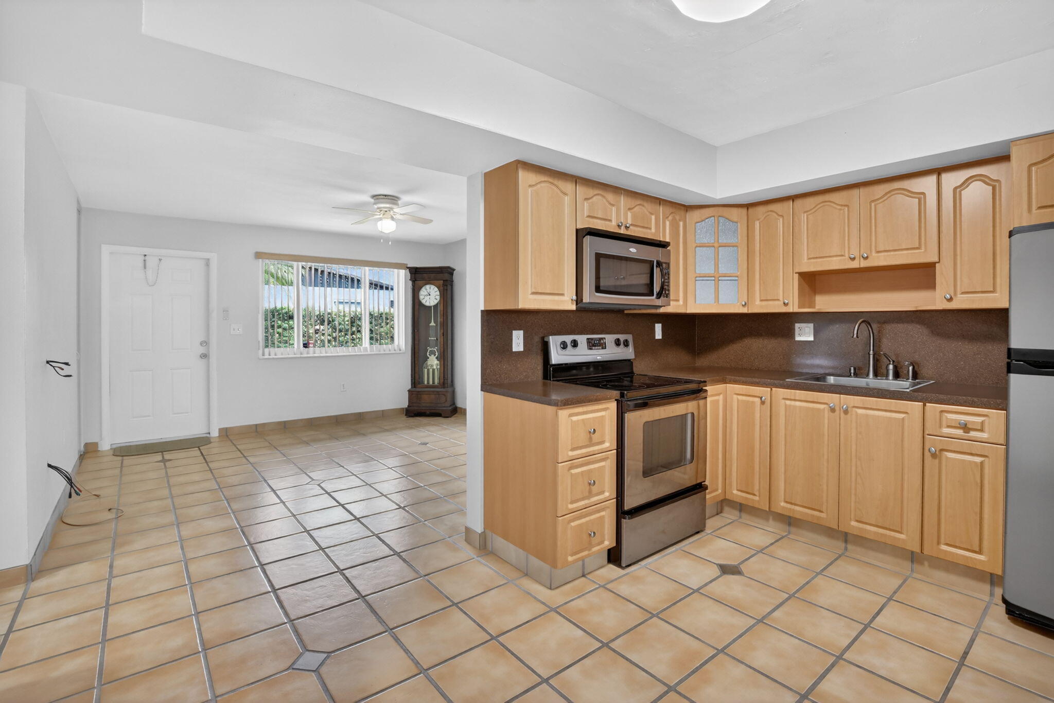 DRIFTWOOD PLAZA NO 3 - Residential Income