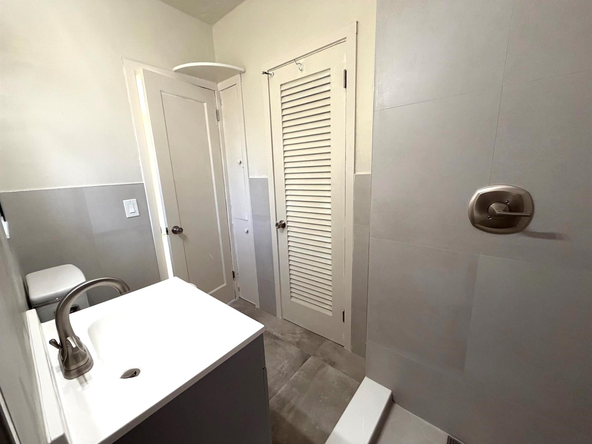 LAKE WORTH TOWN OF - Residential Lease