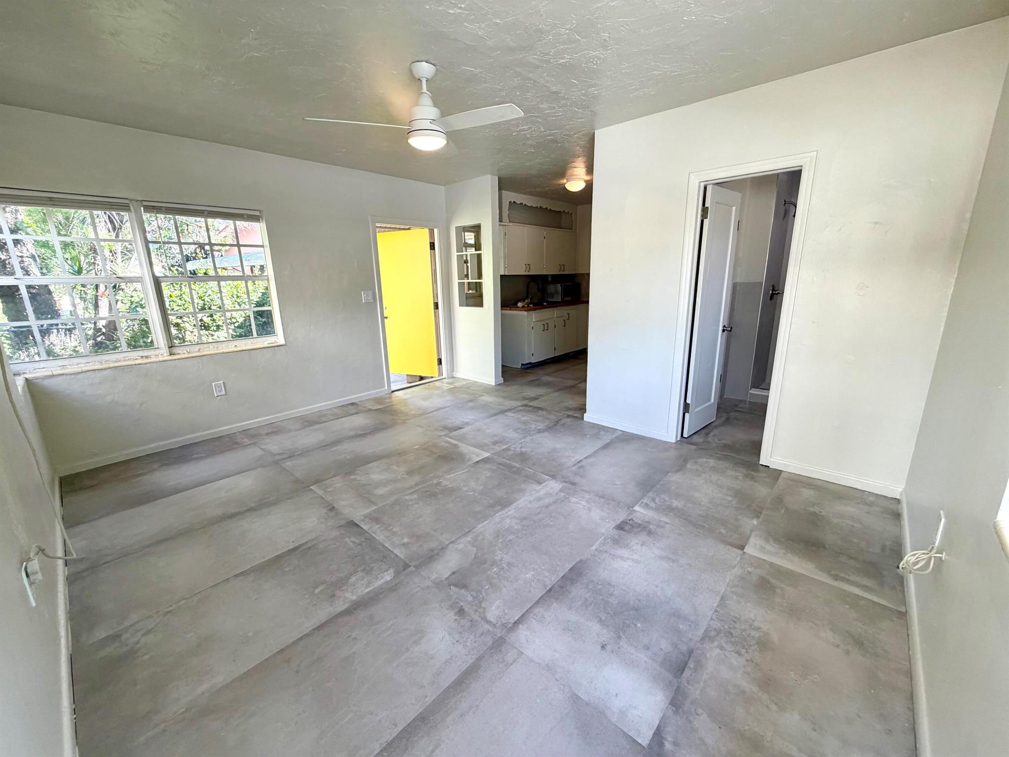 LAKE WORTH TOWN OF - Residential Lease