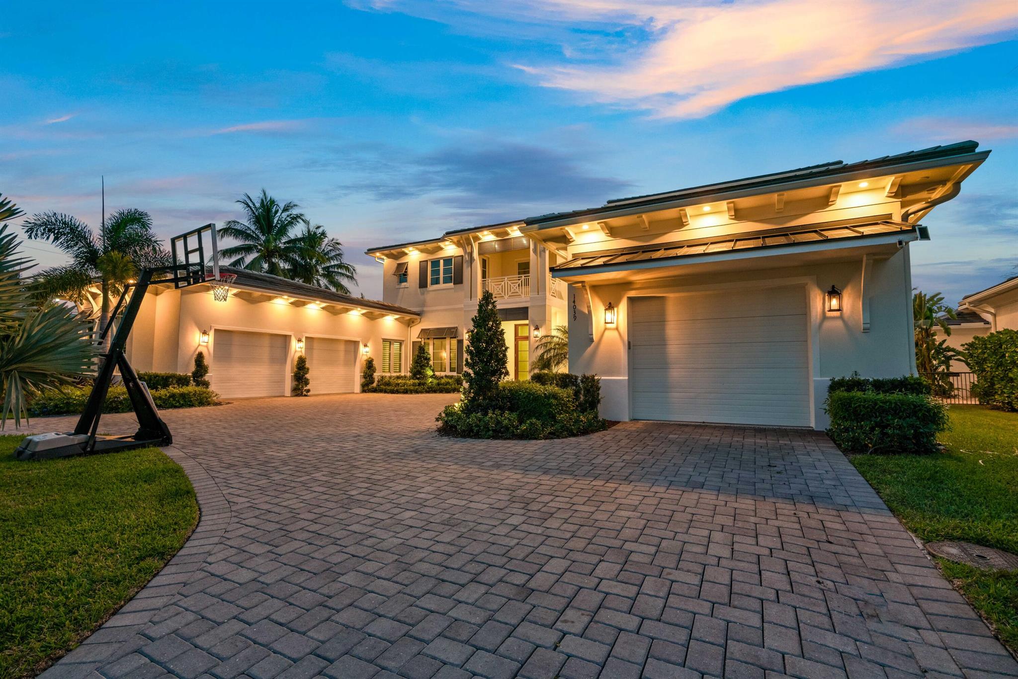 Paradise Point - Residential