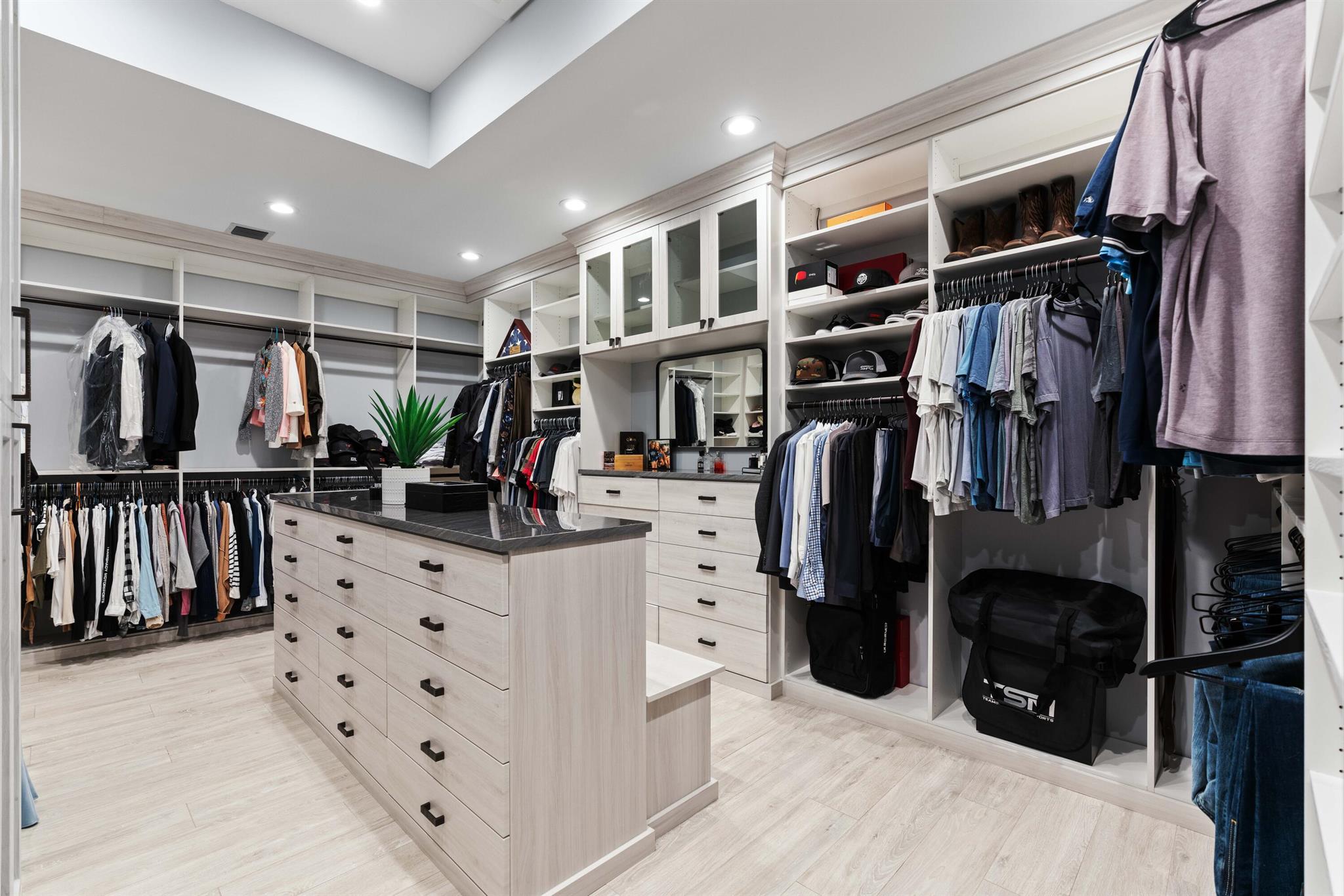 Paradise Point - Residential