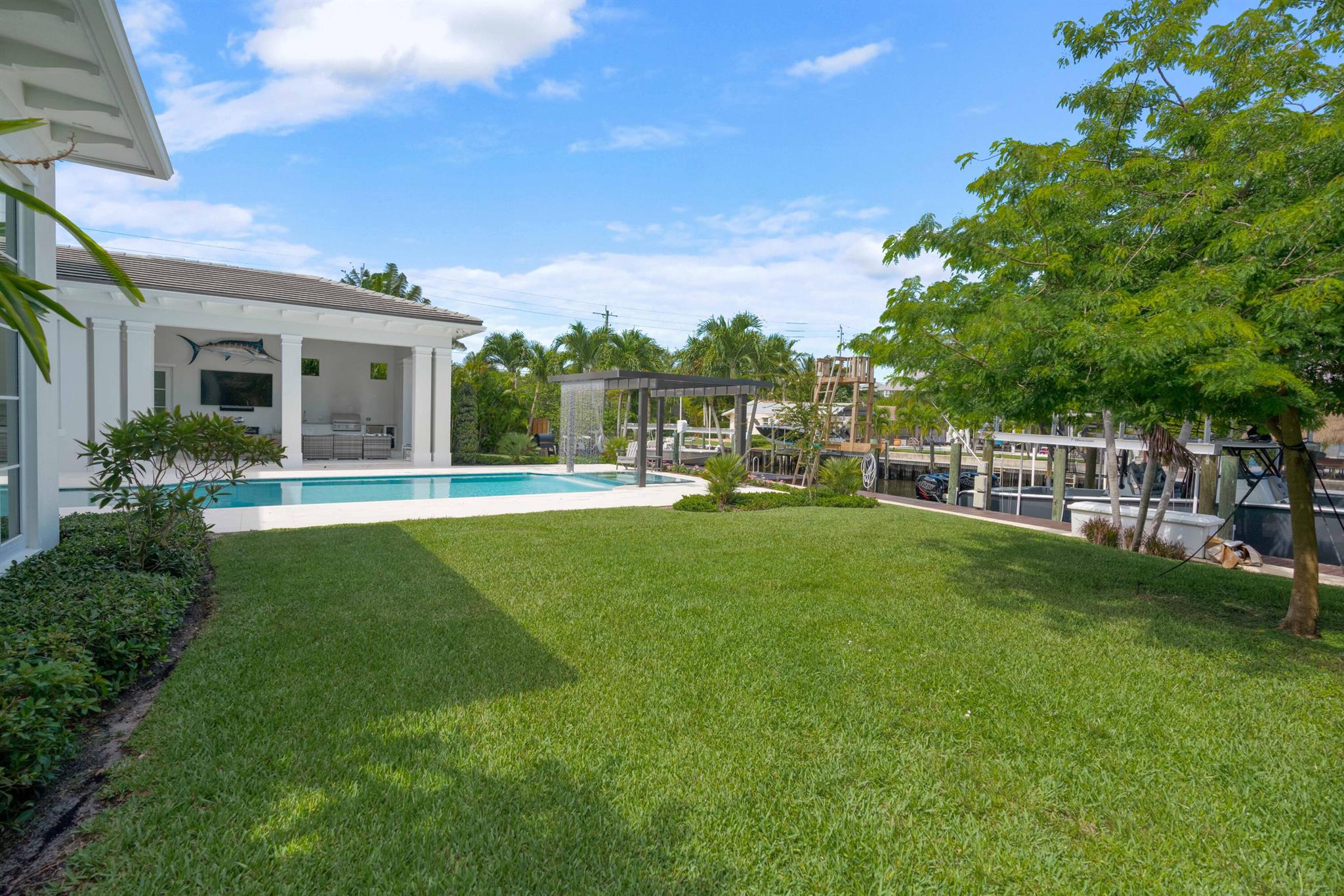 Paradise Point - Residential