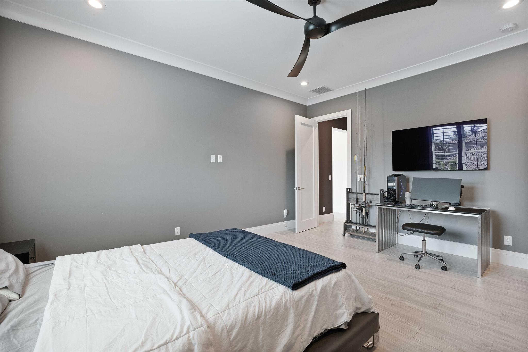 Paradise Point - Residential