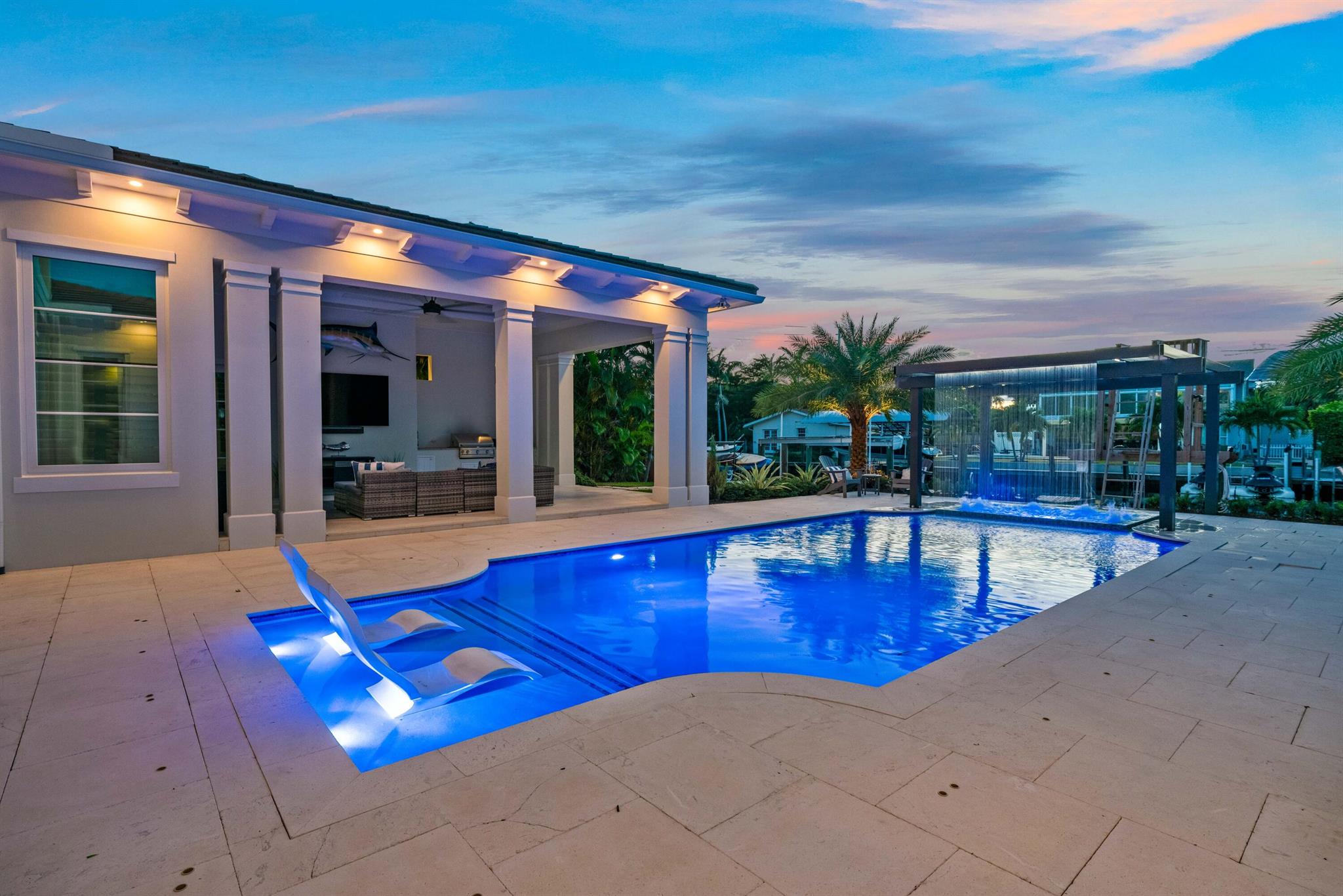 Paradise Point - Residential