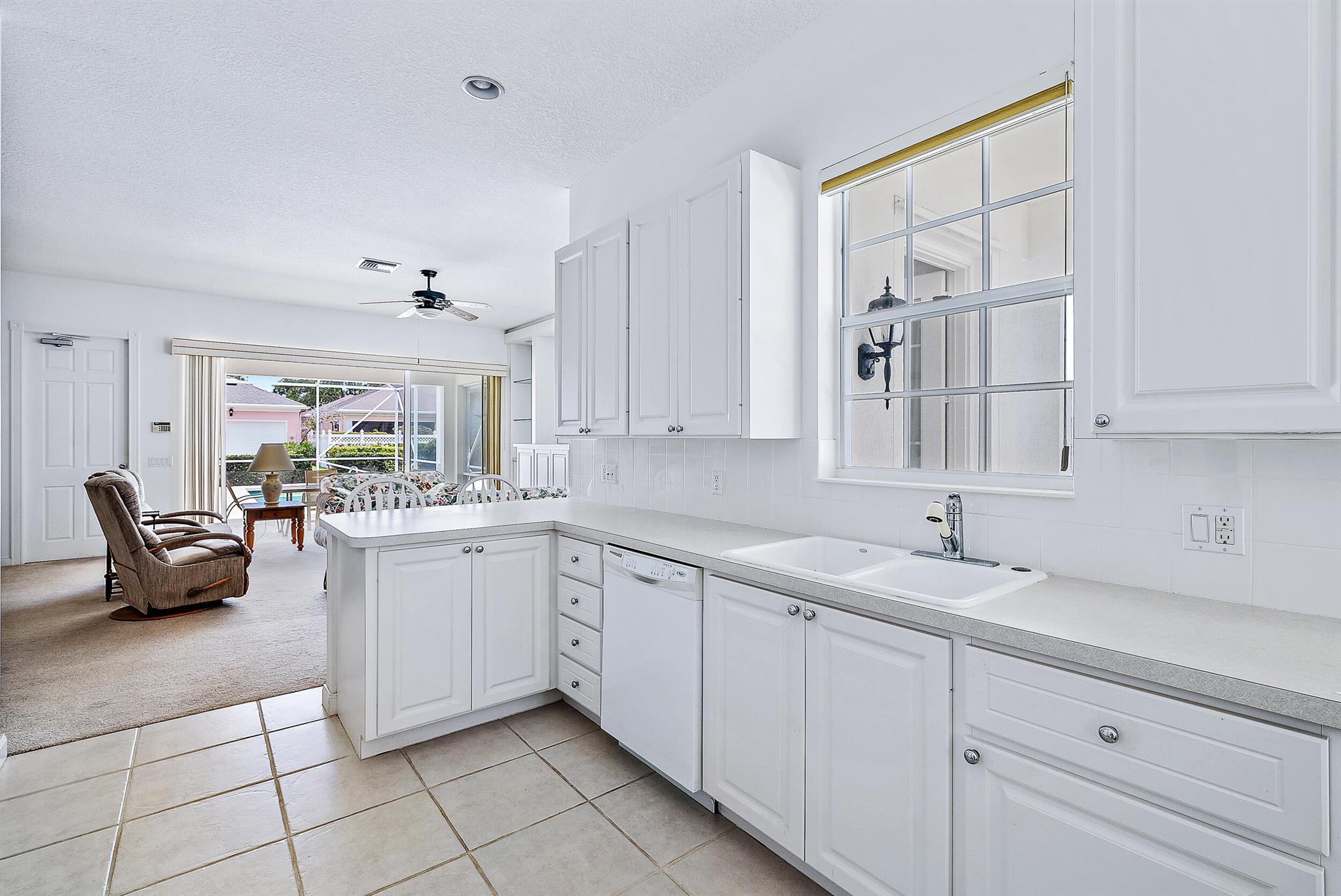 NEWHAVEN 7B PH 2 - Residential Lease