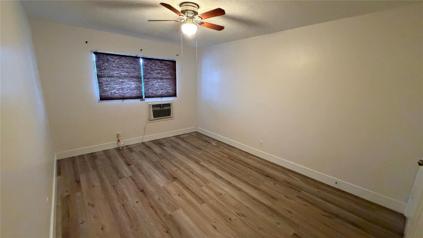 Sunland Garden Apts 2 - Residential Lease