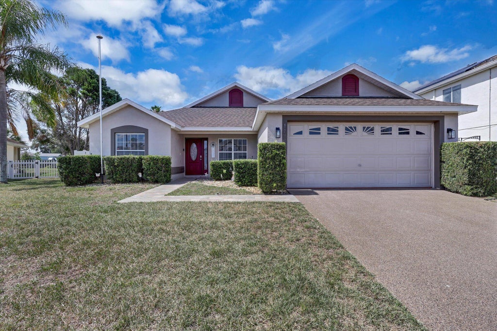 Photo of 1175 Jaybee Avenue, Davenport, FL 33897 (MLS # B26035168)