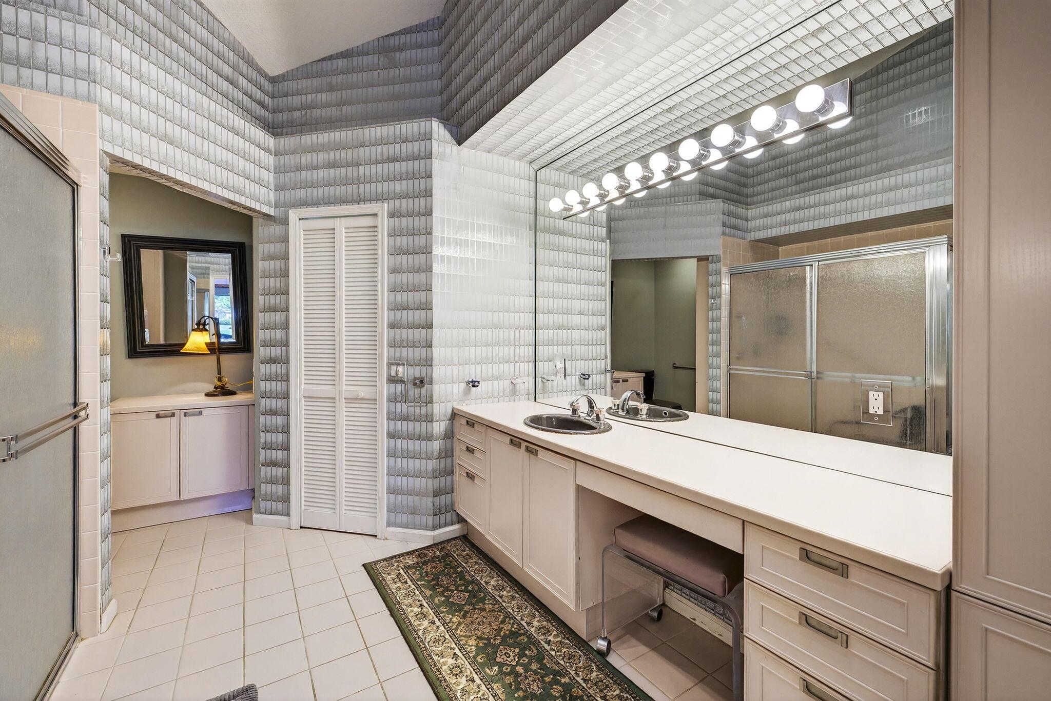 GREENSPOINTE CONDO - Residential