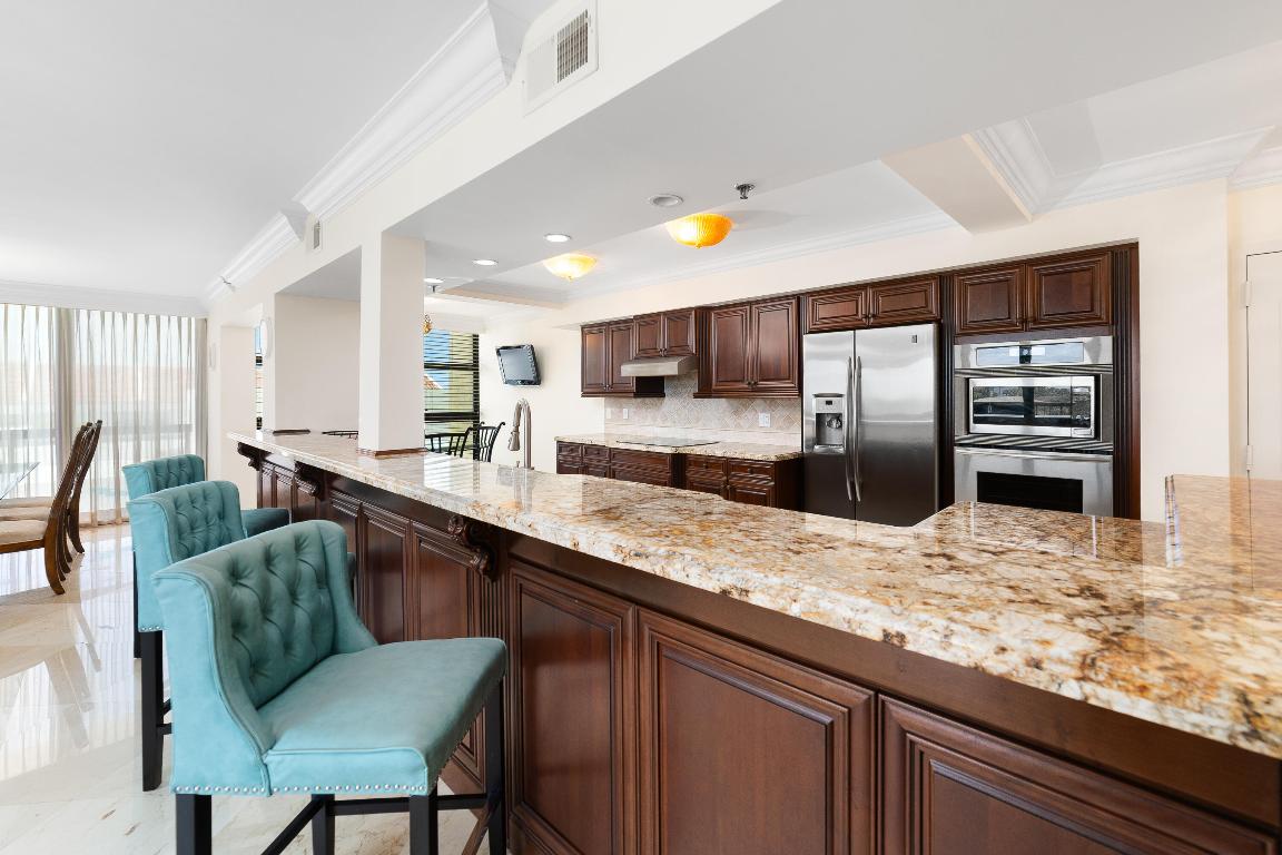 BRAEMAR ISLE CONDO - Residential