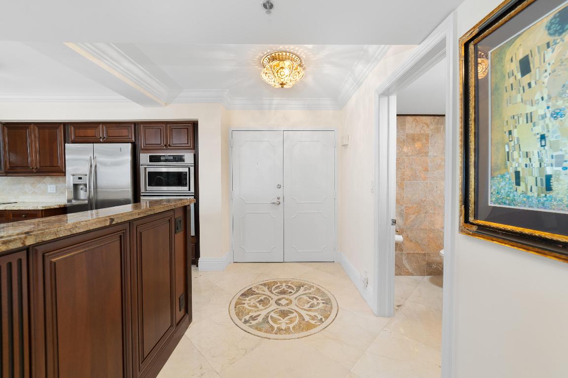 4740 S Ocean Boulevard 511